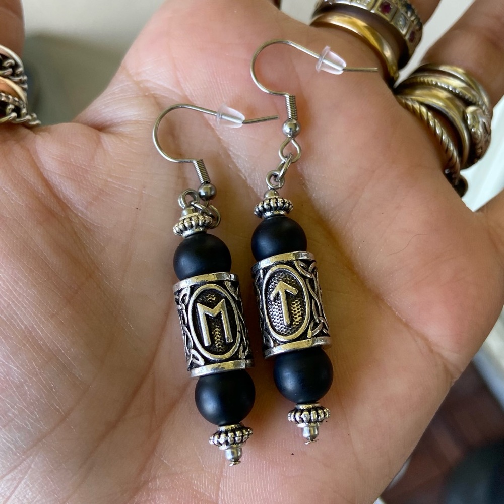 Matte Black onyx viking celtic runes dangly stainless steel post hooks earrings - Picture 4 of 9